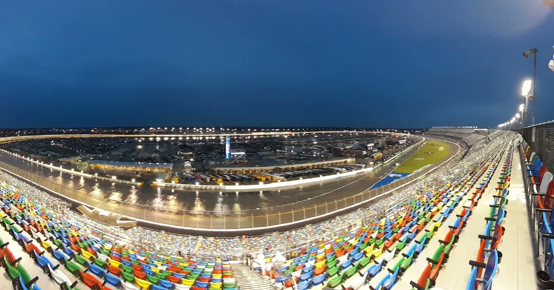 HydeUbog's tweet photo. No racing due to rain back tomorrow https://t.co/bobQVN6sxK