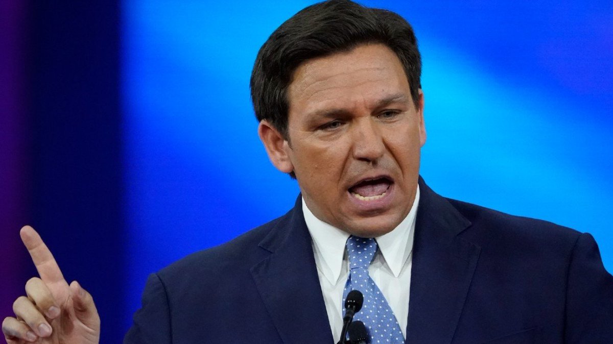 thehill's tweet photo. DeSantis suspends four school board members after grand jury investigation into Parkland shooting https://t.co/hTyw5fvGeZ https://t.co/J0RFG4EHZN