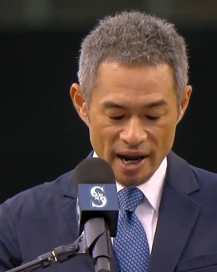 Ichiro expresses gratitude entering Mariners Hall of Fame