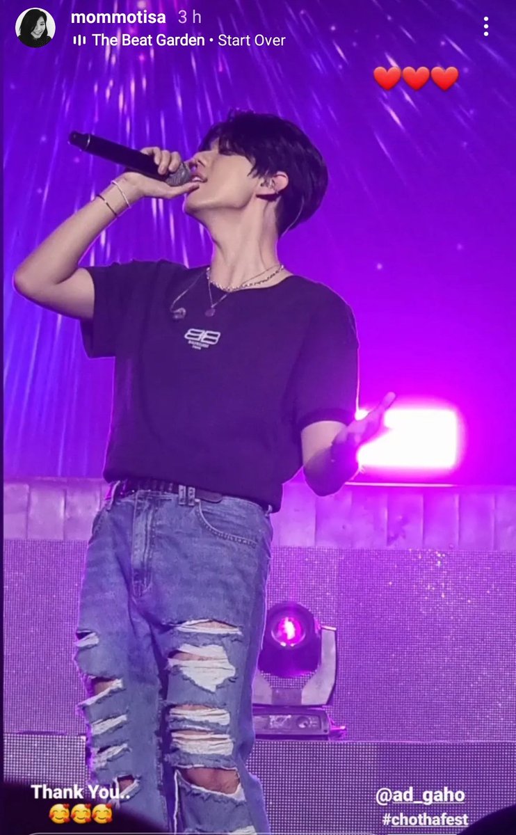 BrasilGaho's tweet photo. [📸] Gaho e Kave live in Jacarta.

Cr: mommotisa

#GahoAndKAVE_ChothaFest
#Gaho #가호 @gaho88882970 @kave_official @_ownr__ @jisangoingon https://t.co/ILlrZEB6PT
