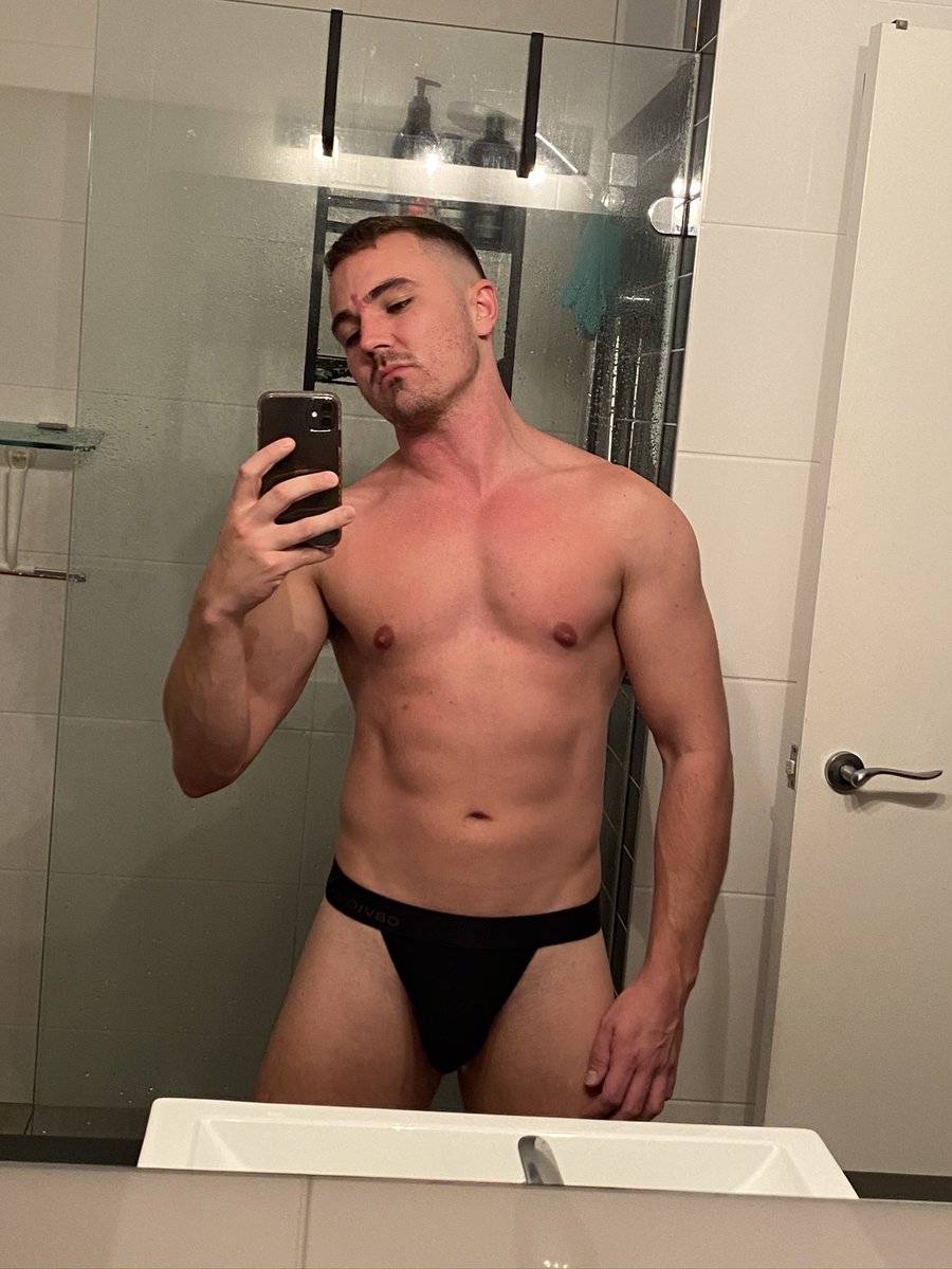 WhoIsJrad's tweet photo. A bit late to the party… trying out this Twitter thing 

#gayshirtlessselfie #musclegay #gay #gayjock https://t.co/rn37AJeDYV