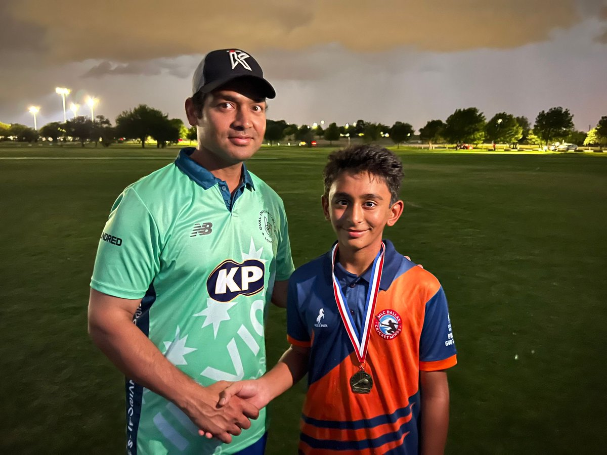 WCIAcademy's tweet photo. 2nd u12 game of AYL (Austin Youth League) between Junior Blasters &amp; Junior Warriors was a nail biter. 🏏 

Ibrahim Qazi, player of the match, with other  players and coaches: Arun and Fahad.  👏🏼👏🏼👏🏼

#youthcricket #cricket4all https://t.co/iEkJo7manI