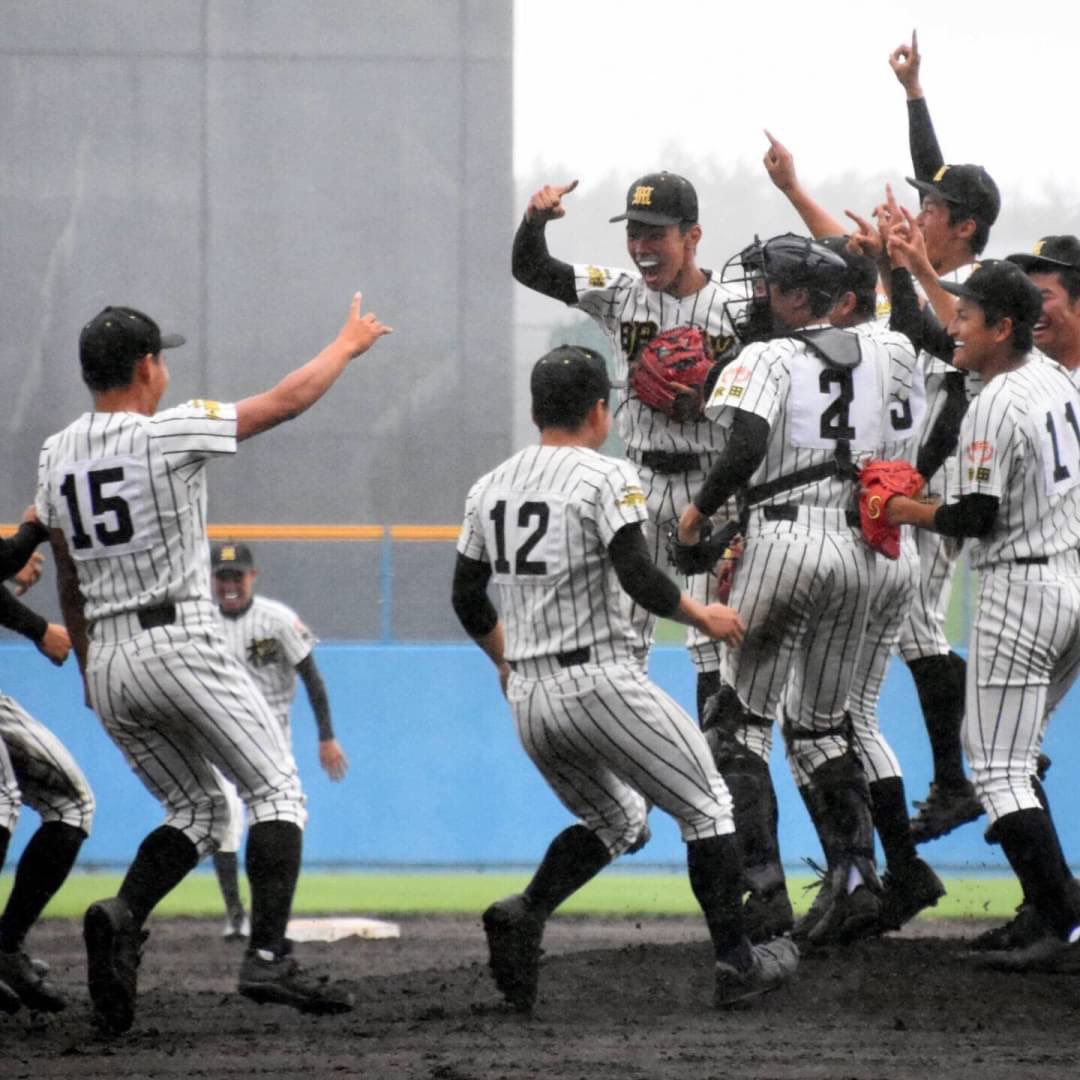 23チーム目　秋田県　明桜高校　OB 参加エントリーありがとうございます‼️
是非！拡散お願いします！
#あの夏を取り戻せ #甲子園 #野球 
#秋田県 #明桜