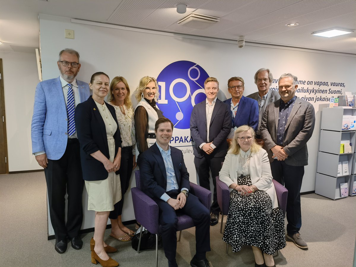 annehatanp's tweet photo. Global FinnCham gathering in Helsinki: Great to meet with colleagues from different countries in person and online. The focus was to exchange ideas to support Finnish businesses in the world. #finncham #global #business https://t.co/hLlnMiRK3Z