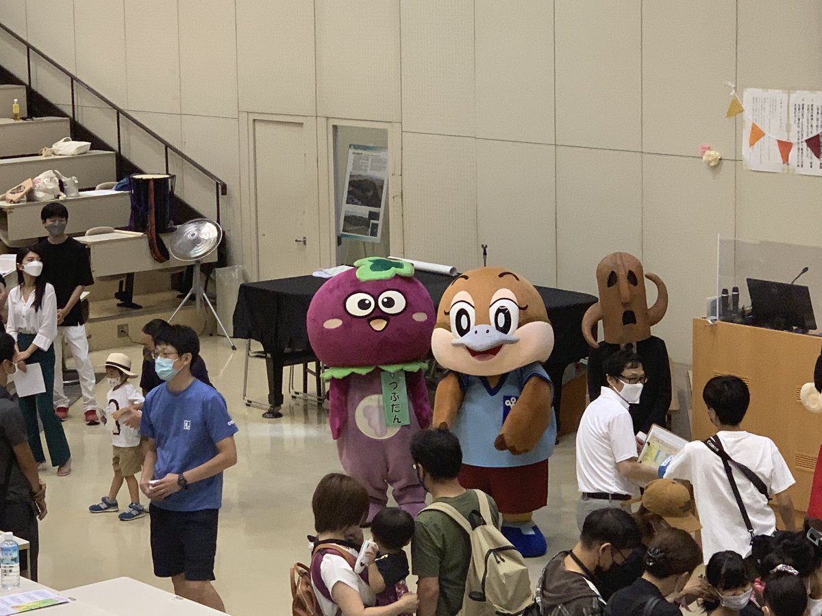 haniwachef's tweet photo. お早うございます。

古墳活動in羽曳野！！
イベントが盛んになりました。
IBU大学様主催、地域活動の参考になりました。

#羽曳野
#蕎麦
#IBU
#はにわぷりん
#大蔵屋
#古墳イベント https://t.co/KccFoY1Xog