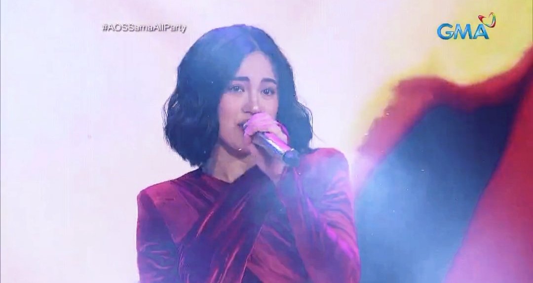 OfficialNorms's tweet photo. @AllOutSundays7 Julie rocked the stage &amp; gave such a strong opening to the show. SamaAllParty WithJULIEVER. AOS JulieSanJose. #AOSSamaAllParty https://t.co/oq3E1h7KC4