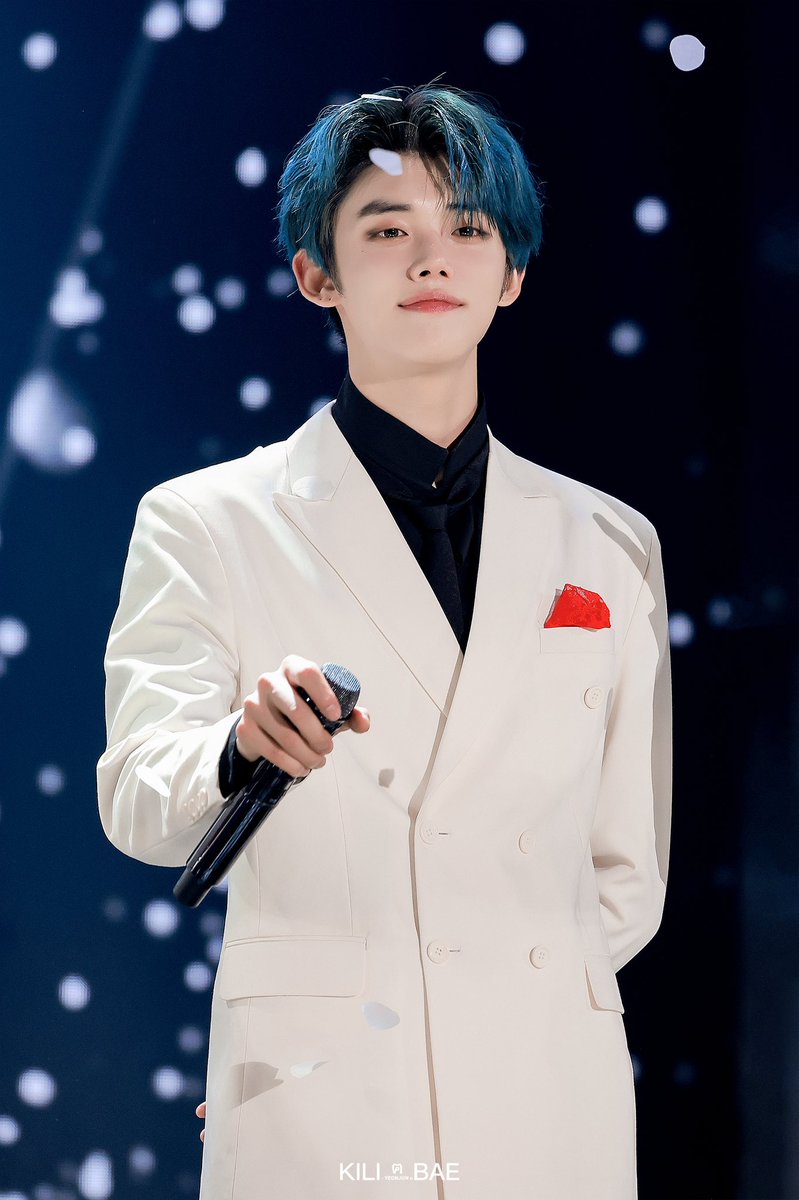 kilibae_0913's tweet photo. 220825 K-글로벌 하트 드림 어워즈 연준 

｜HD｜

#TXT         #투모로우바이투게더         
#연준 #YEONJUN https://t.co/BzfiaNdpSJ
