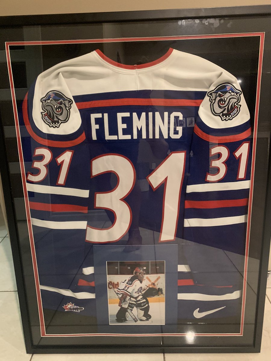 flemwad29's tweet photo. All framed up, 20+ years later.  #ReginaPats #SpokaneChiefs  #GloryDays https://t.co/fTzda05MUB