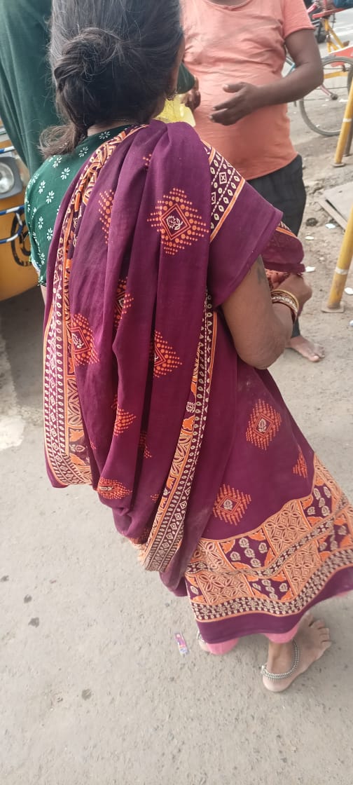 DarpanBank's tweet photo. *#दर्पण_रोटी_बैंक_सेवा_समिति*
*#284_वा_साप्ताह*
*#स्वर्निम_शनिवार*

आज शनिवार को खास बनाने में अंकित साहू जी की तरफ से 60 समोसे वितरण के लिए दिए गए।

और आज हमारे संचालक व सहयोगी *#सुम्मी_आहूजा_जी* की तरफ से उतपम की सामग्री दी गई थी । जिसे आज न बनाते हुए हम रविवार को बना��ंगे। https://t.co/vCbWFIUJQF