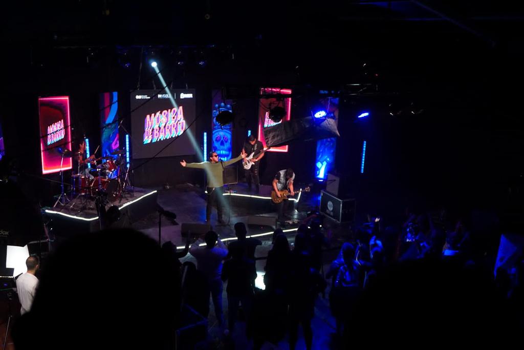 Capital21_Tv's tweet photo. ¡Menta Rock y Jack avanzan a la gran final! 🙌

Así se vivió la semifinal de #MúsicaDeBarrio 🎤🎶🎵 https://t.co/5b50lIxE5m