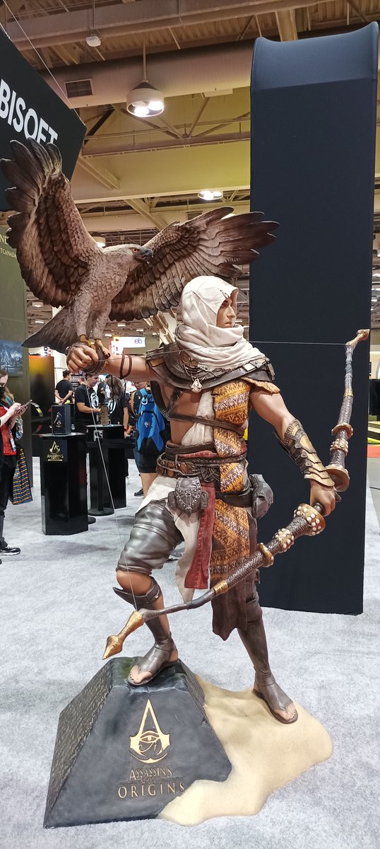 Lunar Archivist on Twitter "Livesized "Assassin's Creed" statues at