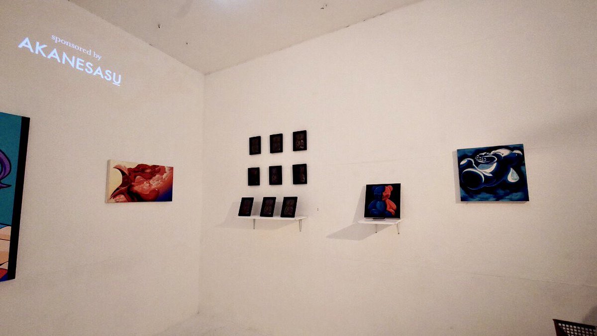 昨日より展示始まっております
お近くにお立ち寄りの際はぜひ足を運んでいただけますと幸いです！