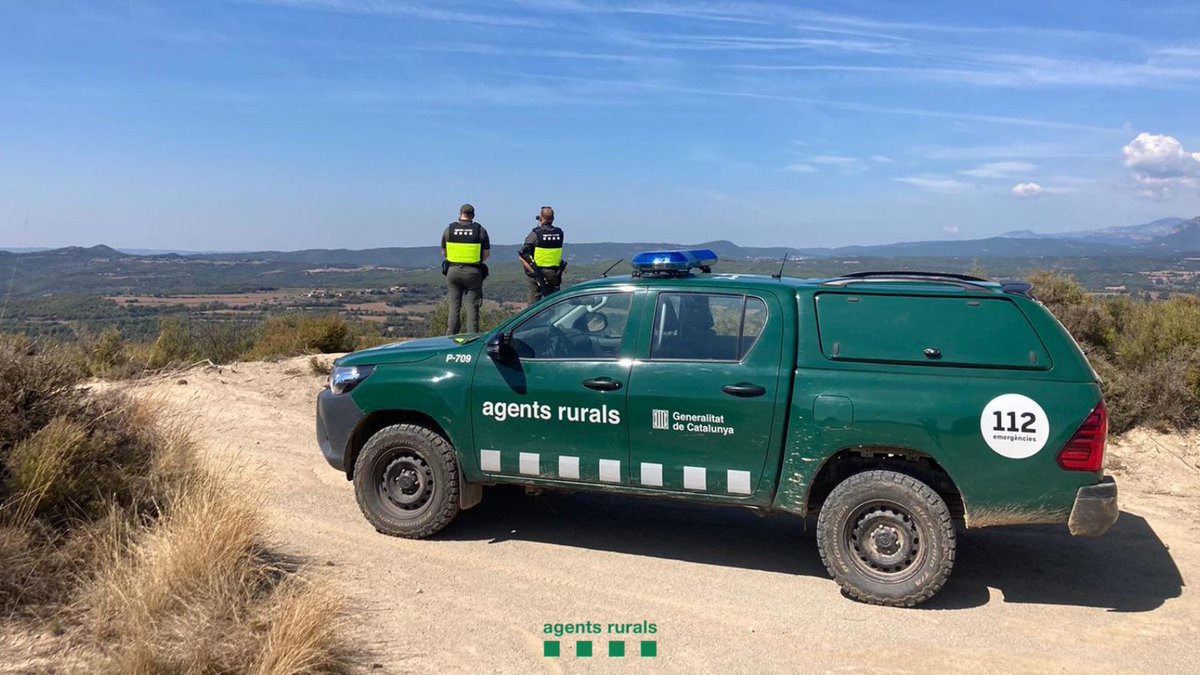 agentsruralscat's tweet photo. Ha començat la temporada de mitja veda de #caça.

❗ Caçador/a, recorda que cal:
📄Dur tota la documentació
✋Mantenir les distàncies de seguretat 
♻️Recollir els cartutxos

✅Per una #CaçaSegura i responsable! https://t.co/kXWsdrRq4j