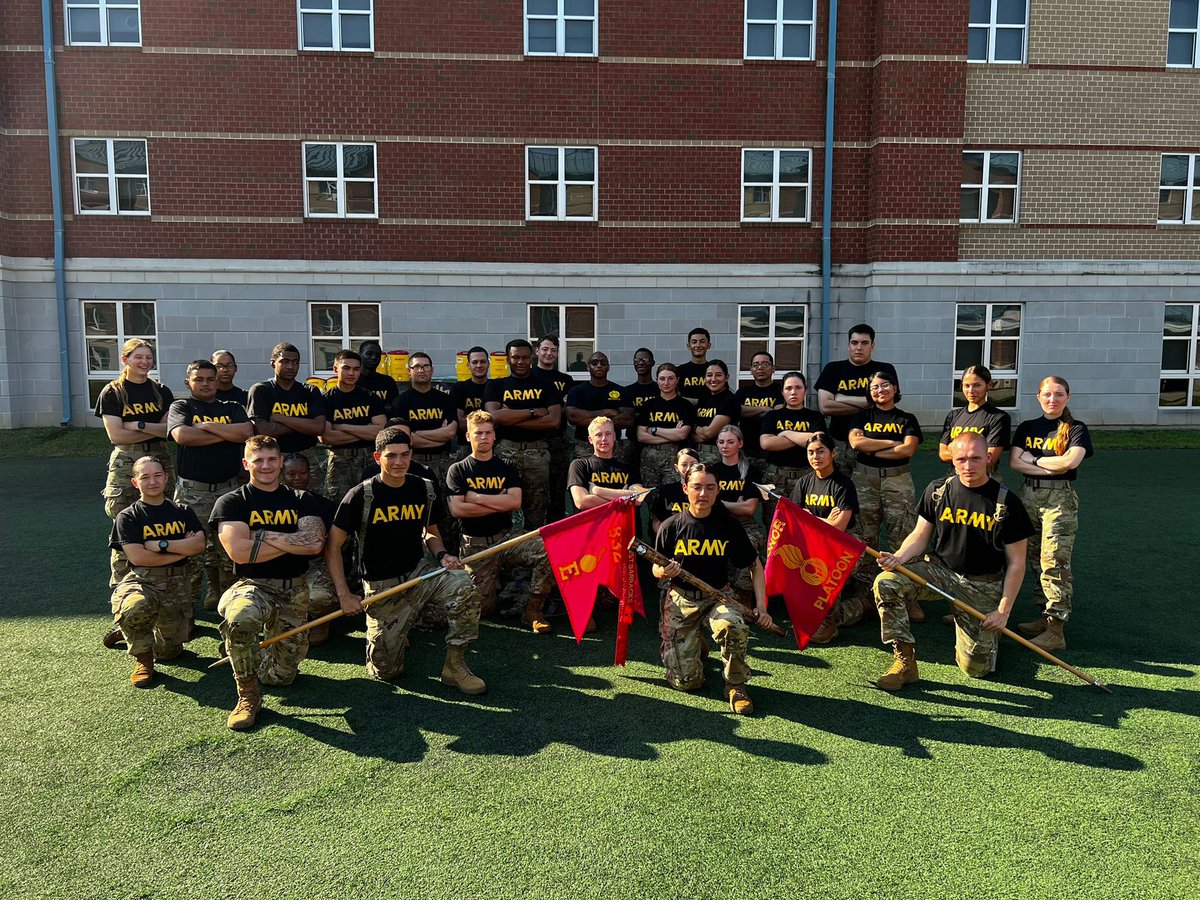 EchoCompany832's tweet photo. Congratulations to 2nd PLT for once again winning this month’s Honor Platoon! Well deserved and great job!
#GoOrdnance
#PowerToSpare
#EchoLeadsTheWay
#EliminateTheThreat
@LTCRobinson_B @CSM_Grant @PomsNBombs https://t.co/AAzTi5opD1