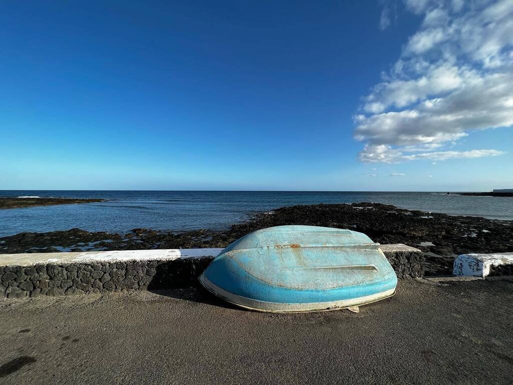 Timothy_Hughes's tweet photo. Las Caletas - Costa Teguise #lascaletas #costateguise @holidaypropertybond #hpbmoments #lanzarote #holiday #vacation #vacationmode #vacationtime #vacationvibes #holidayseason #canaryislands #canarias #travel #teguise #spain https://t.co/sLvH5y9yrG https://t.co/CVkaW4bKQ9