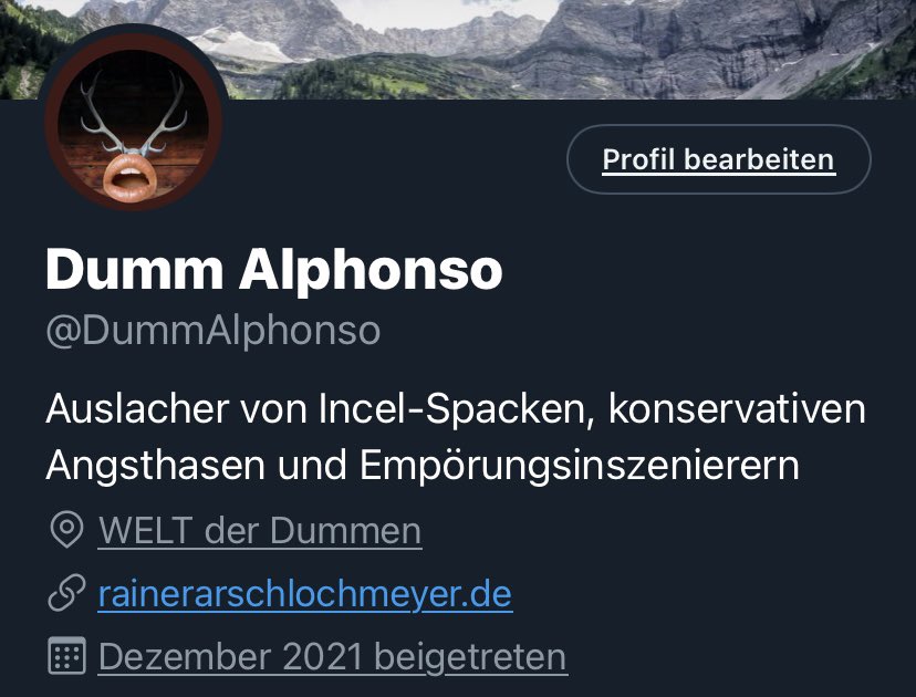 Gerade per DM erfahren, dass irgendein rechter #Reichelt -fanboy den account von DummAlphonso hat sperren lassen. Ja, Kritik auszuhalten ist schon schwierig. 😂 Solange DA gesperrt ist, helfe ich doch gerne. 😉 Gruß an seine follower!