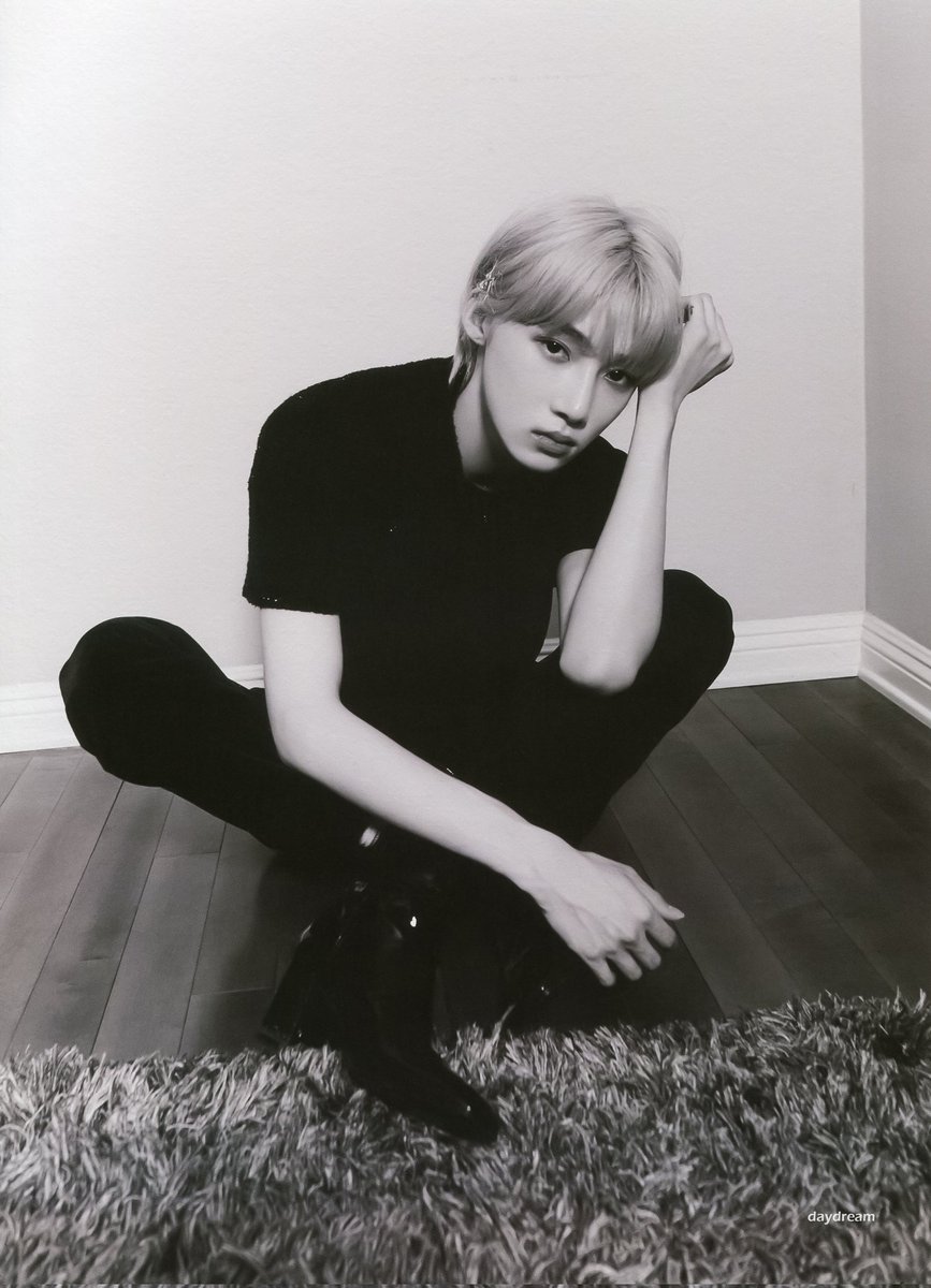 hourlyynyu's tweet photo. "BE AWARE" Document Version #CHANHEE https://t.co/auGYShzJLr