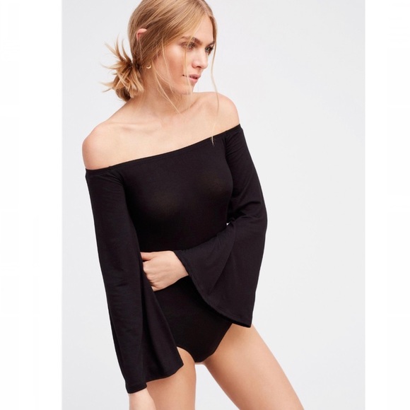 SharonBaron718's tweet photo. So good I had to share! Check out all the items I'm loving on @Poshmarkapp from @Sparkle29907824 #poshmark #fashion #style #shopmycloset #morgantaylor #bardot #rebeccataylor: https://t.co/w0Z0I6dHIm https://t.co/dx3YdaPsZr