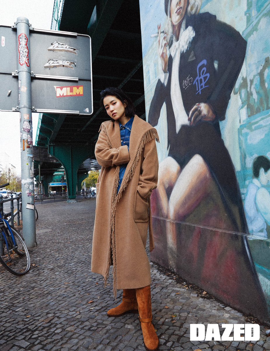 kimtaeriphotos's tweet photo. girls don't want boyfriend, girls want this kim taeri actually 
#KimTaeRi #김태리 https://t.co/c36xcV03fu