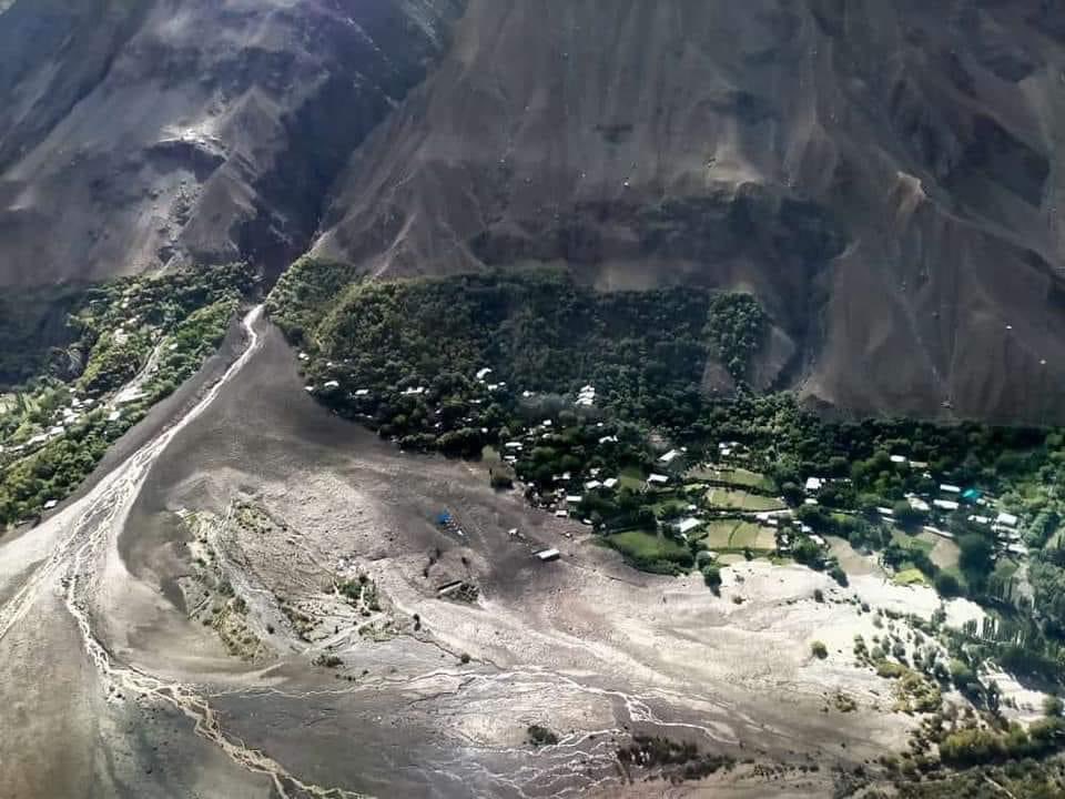 pamirtimes's tweet photo. Widespread destruction caused by a flood in #Brep, a village in the #Yarkhoon Valley of Upper #Chitral. https://t.co/hnXYmCnk2Y