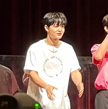 0100ZIP's tweet photo. #ASAHI &amp; #JIHOON today at wonderwall fansign event !! https://t.co/U5SJov8Y5P