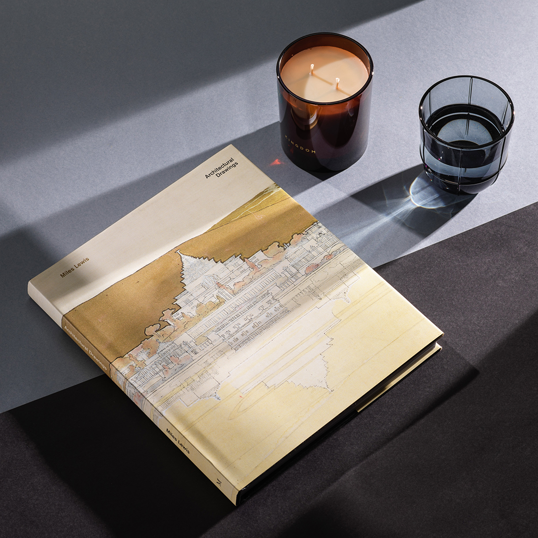 NGVMelbourne's tweet photo. 🗓️🤔 Need a good gift idea? Checkout NGV design store’s latest range of design-focused pieces.
Find tumblers, cocktail shakers, vases, candles and more, instore or online --> https://t.co/LHtp0GgmkJ
#NGV #NGVdesignstore #Gifting #Giftideas #Fathersday https://t.co/p5CkefJ1QU