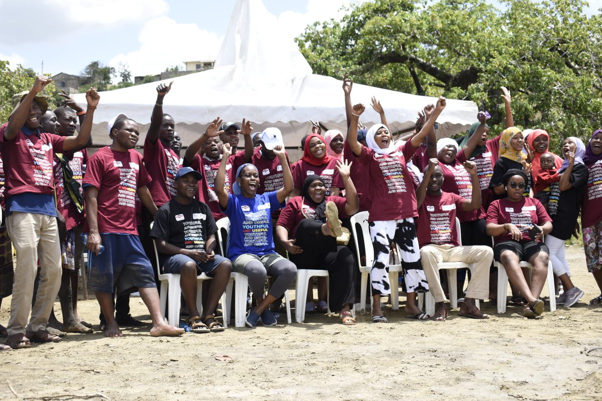 Today <a href="/cdp_ke/">CdpKenya</a> youth led and women led movement partnered with Big Ship Adopted a site program to create awareness on peaceful coexistence during this Post Election period under theme Be  Youthful and Useful.<a href="/Africa_Y4Nature/">Africa Youth for Nature Network</a>
<a href="/PACJA1/">PACJA</a> <a href="/tendasasa/">Act Change Transform (Act!)</a>.