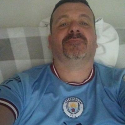 grearglish's tweet photo. face reveal https://t.co/YkEFTuhvDG