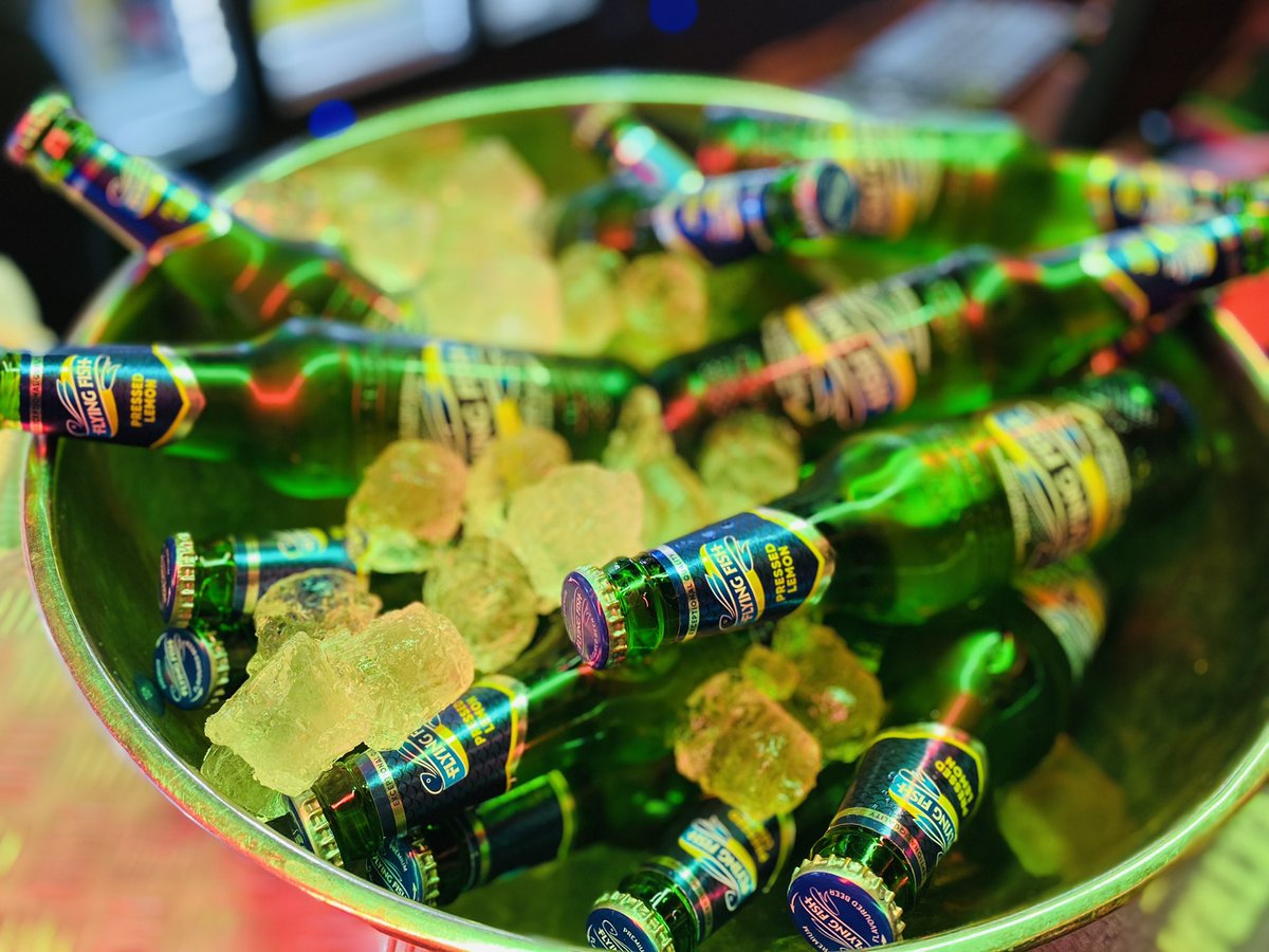 solanis_SD's tweet photo. Let’s wind down the #Weekend with relaxed #DeepSoul music vibes. A Sunday well spent brings a week of pleasure.
**ALCOHOL SPECIALS**
#Corona E150
#Savanna E150
#FlyingFish E90
…per six pack
#DeepSoulSundaze
#Solanis
#WePassionateAboutYou https://t.co/NAoame0ZNq