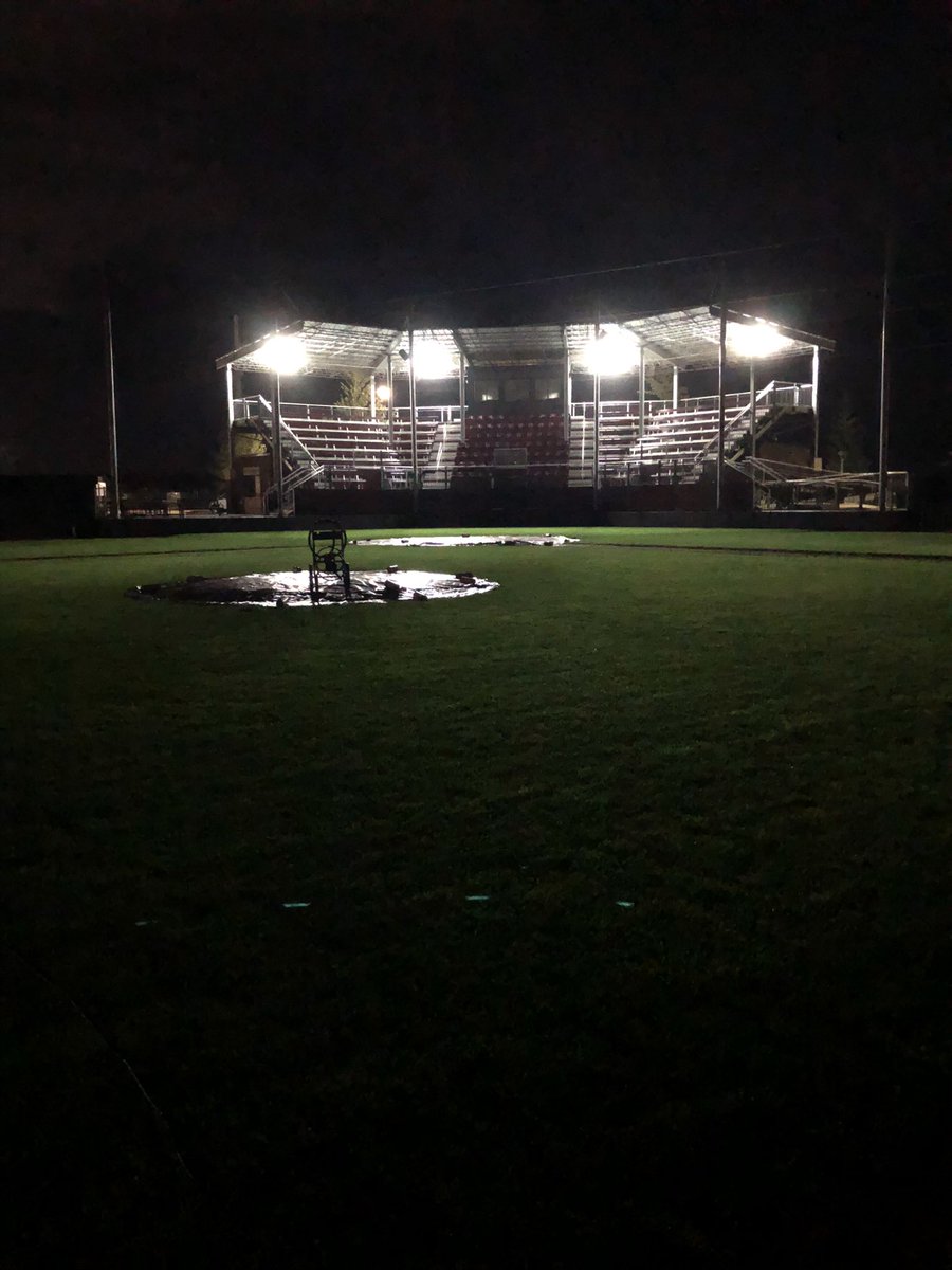 MinnokaGrays's tweet photo. Shoutout to Jon Widerski, Tom Stephney and Joey Olson staying until 1AM, pumping out gallons of water in the dark. Hopeful Castle will be ready tomorrow morning. #firstclassteam https://t.co/BAOFavBhOi