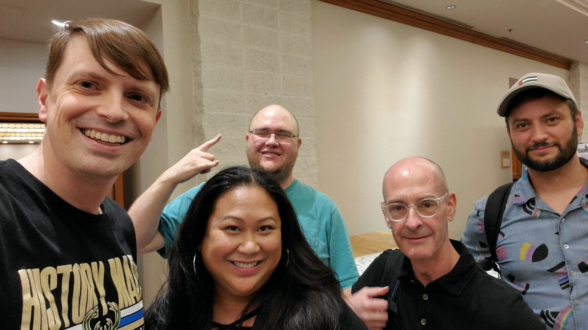 Meeple Lady💃🏽🌵🇵🇭 tweet media