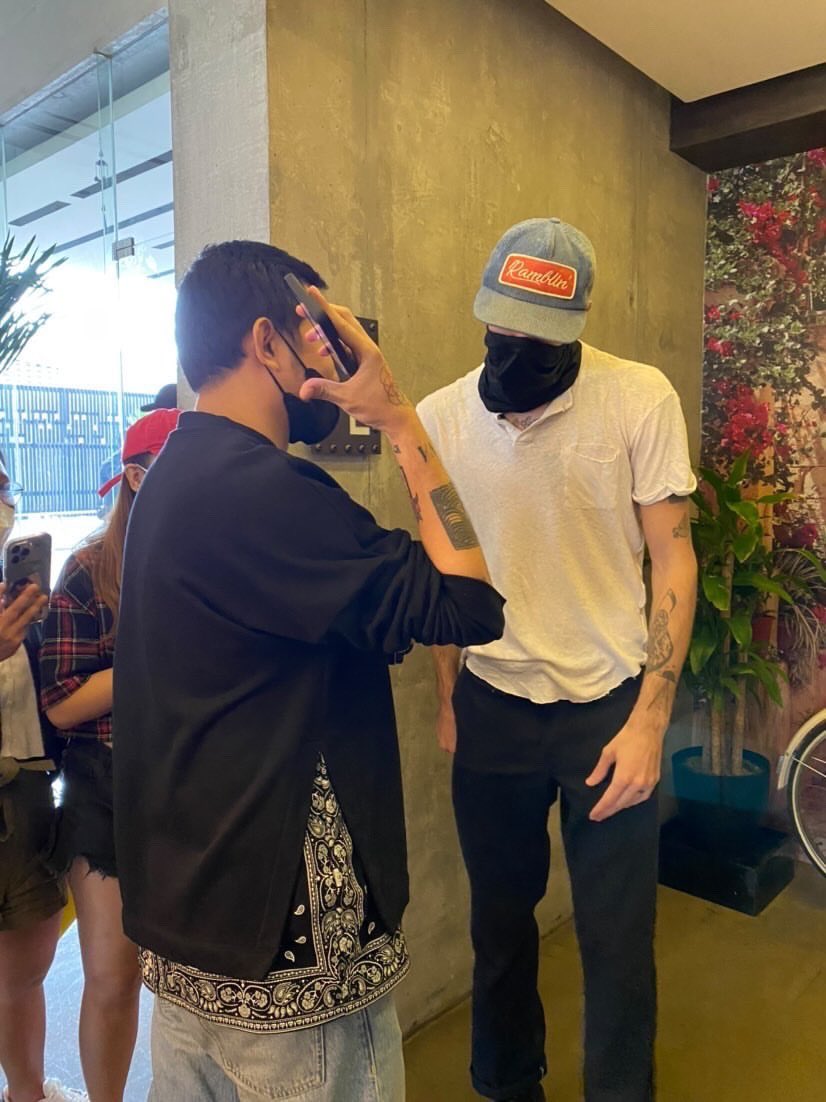 kurt8123's tweet photo. A small talk about tattoos and getting married 🥹 https://t.co/NhUNf9mYbg