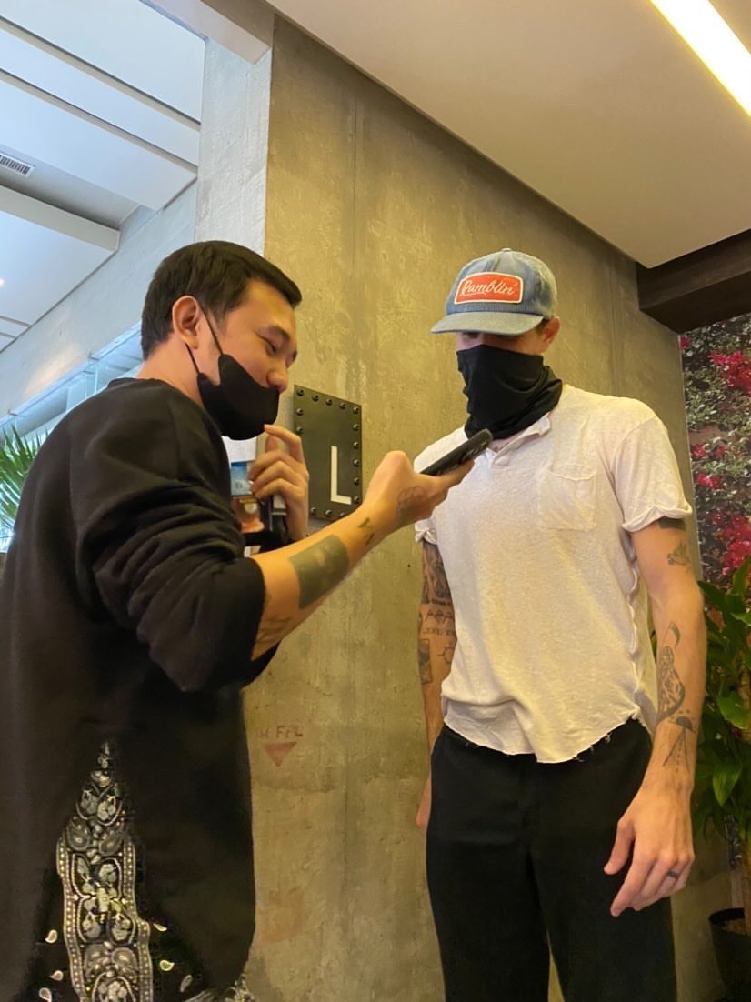 kurt8123's tweet photo. A small talk about tattoos and getting married 🥹 https://t.co/NhUNf9mYbg