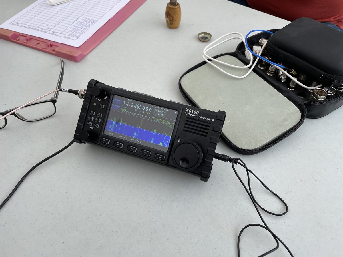 DARC_B37's tweet photo. Heute ab 10 Uhr wieder Deutschland-Rundspruch und OV-Runde auf DB0NU 438,675 MHz und DB0HAS-L 145.2375 MHz. Man hört sich! Auch über Echolink 939467 erreichbar! https://t.co/3AEsxuejn6