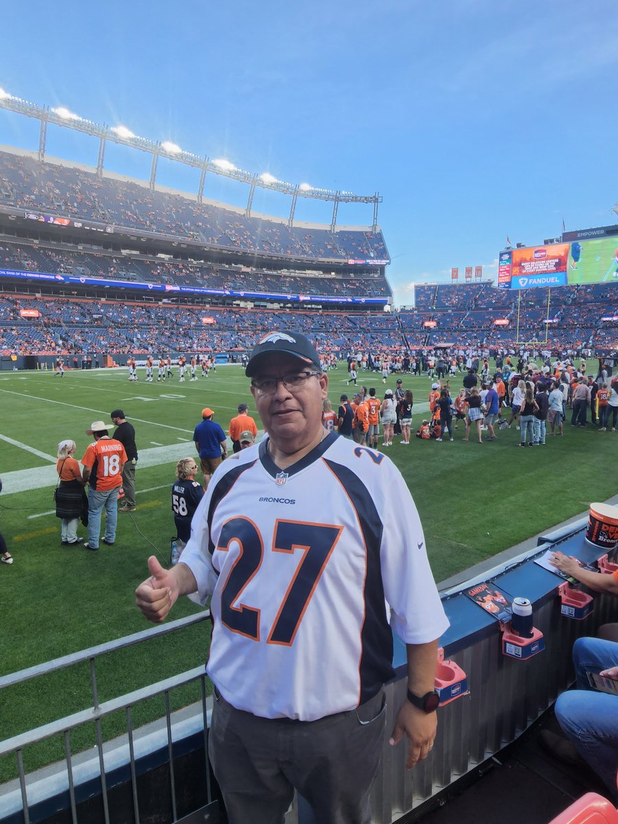 Vaya manera  de celebrar #MiAniversarioDeTwitter