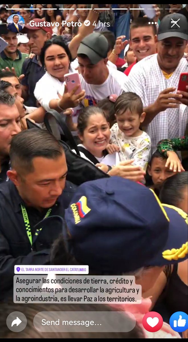 RhNaty's tweet photo. @petrogustavo Sr Presidente @petrogustavo, esta misma cara pondria yo cuando lo vea en persona 😍😍😍 https://t.co/c8l7QQvRhx