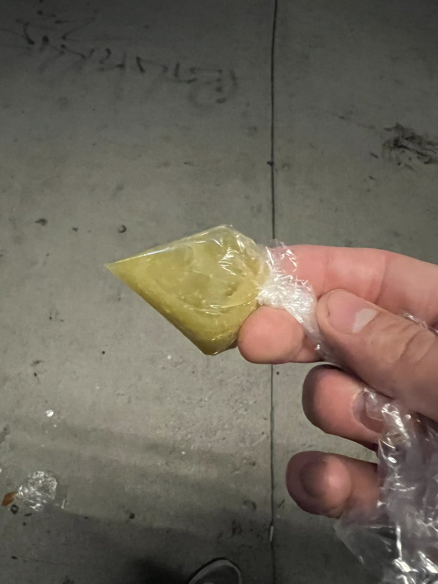 defnotjericho's tweet photo. This is how you know it’s gonna be a good taco truck https://t.co/oTE4yG452l