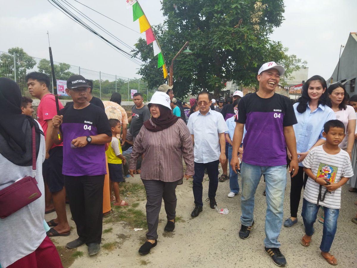 Tn_Roterdam's tweet photo. Bahagia itu simple
ketika lingkungan sekitar kita merasa bahagia sukacita karena ada didekat kita, itu sih menurut sy..
klo menurut klean bgmn gaess... ??
Mancing ikan bareng anggota Dewan itu juga bisa bikin bahagia π
#MancingBareng
@NenengNews
#KemenanganBersama2024 https://t.co/rUIAKIqJV1