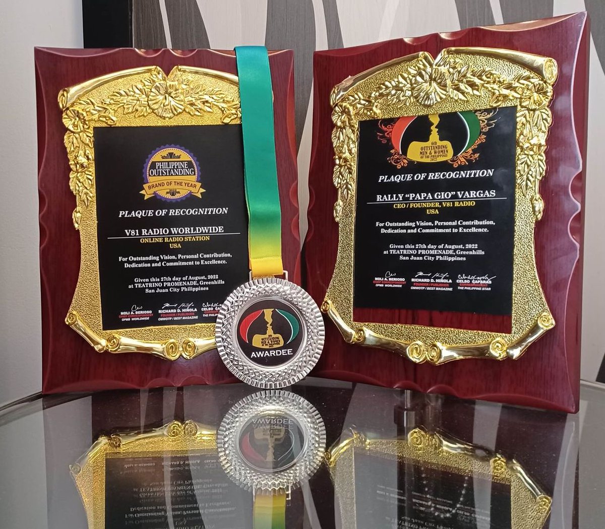 rallyvargas's tweet photo. Taos puso akong nagpapasalamat sa BEST Magazine Philippines &amp; to Mr. Richard Hinola for recognizing V81 Radio as the "Best Brand of The Year" &amp; yours truly as the "Outstanding Man of The Year". 

Both awards were received by Daisy Galanto (Program Manager)

To God Be The Glory! https://t.co/fuk3yIs3n9