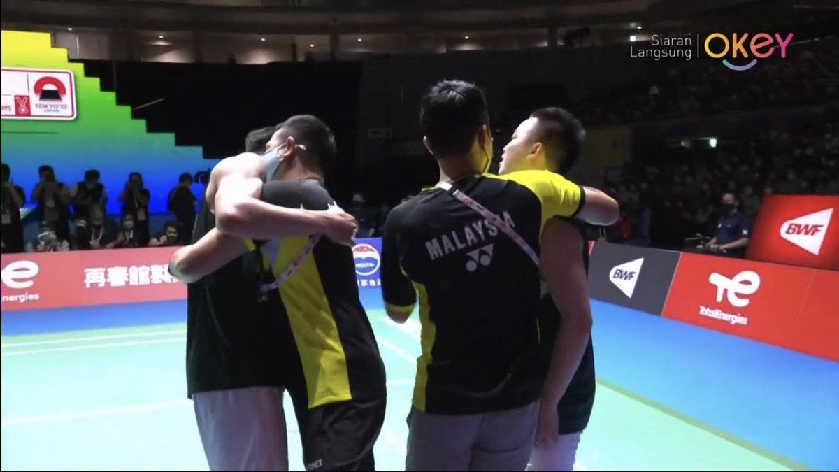 yostkai's tweet photo. SUPER PROUD🤍#BWC2022 https://t.co/KATrxUzD2W