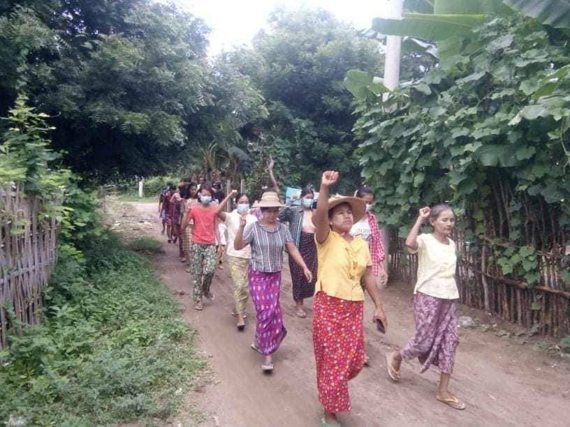 In Shweyekyi village, Yinmarbin township , a protest went on to oppose military dictatorship today.   #2022Aug28Coup #LegalizationOfNUG #WhatsHappeningInMyanmar