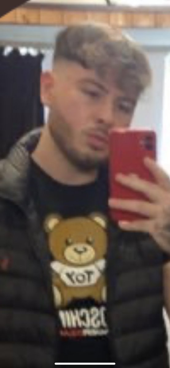 nandosvlogs's tweet photo. @jacobpayne212 @JThiccstar @amaterasu0_0 @RayDogBINGBONG @DAZNBoxing @KSI Damn I really thought you were gonna say something with reason but it seems like I won this argument too, I mean it wasn’t really hard so since you really have nothing to say I guess I’ll just keep replying with this 😗 https://t.co/aHXwWIdgz3