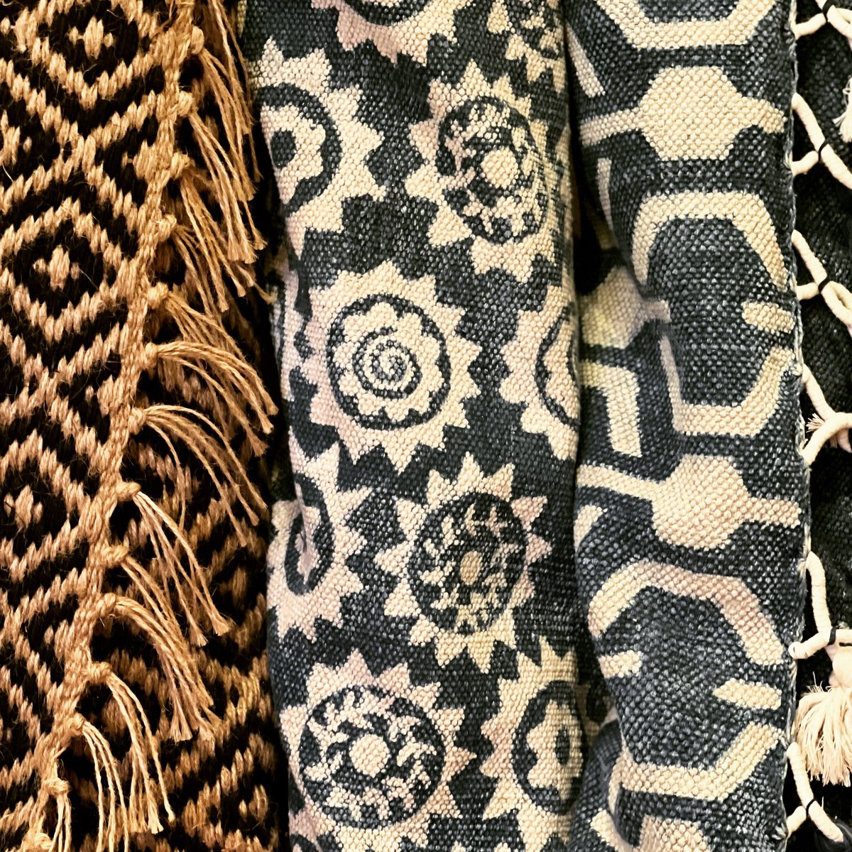 cornflowerandc's tweet photo. OPEN TODAY &amp; TOMORROW 10AM-4PM for some sunny bank holiday shopping☀️

#shopindependent #shoplocal #showlove #shopsmall #homewares #furnishings #gifts #giftideas #bankholiday #open #stroud https://t.co/57DUdaWHz0