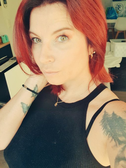 Bon dimanche les loulous https://t.co/Jiu6Mmd7F0