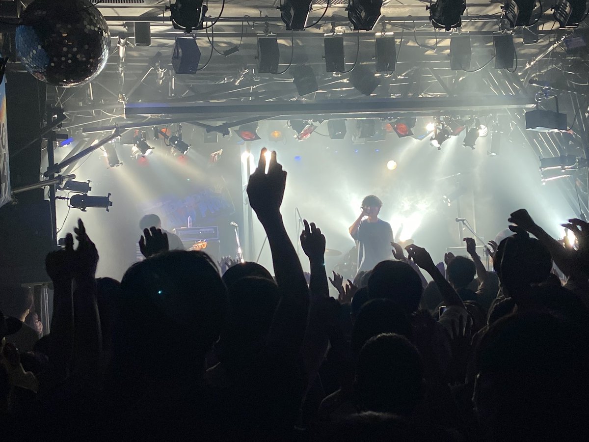 JYOJIROCK's tweet photo. 23バンド目
Take the fifth

思わずジャンプしちゃう！！！この調子でぶちあげろ！！！！ https://t.co/JatN6GexEM