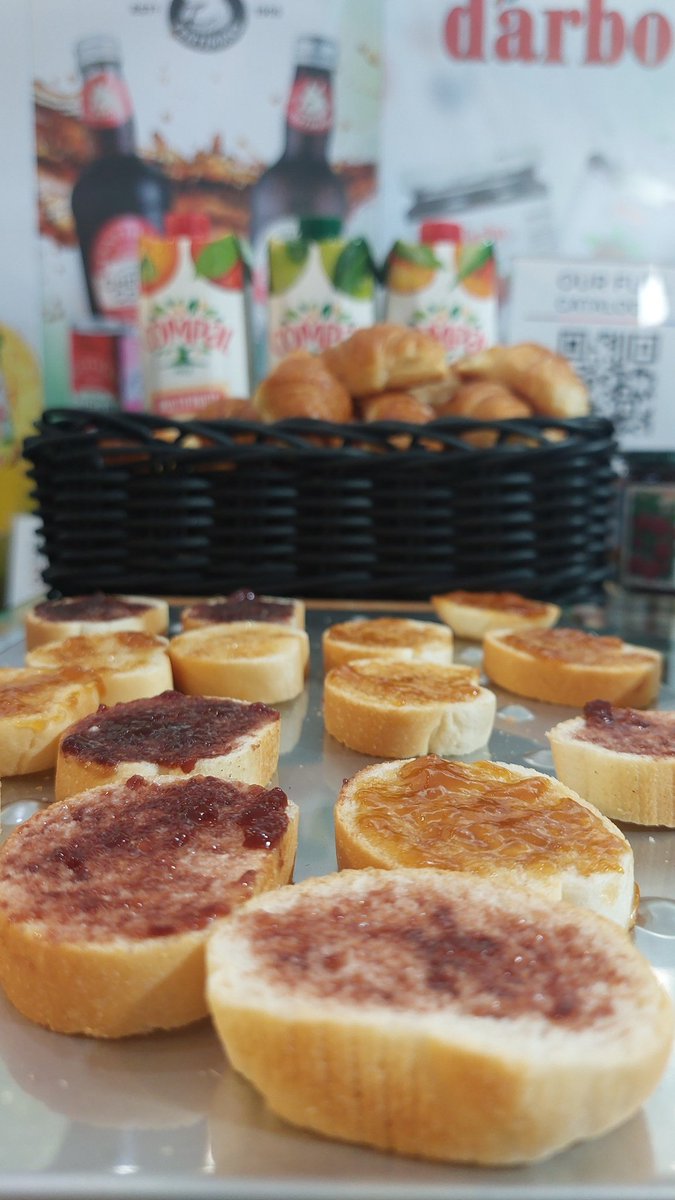 We have snacks for you.  🥺

Come and explore amazing foods and drinks with us.