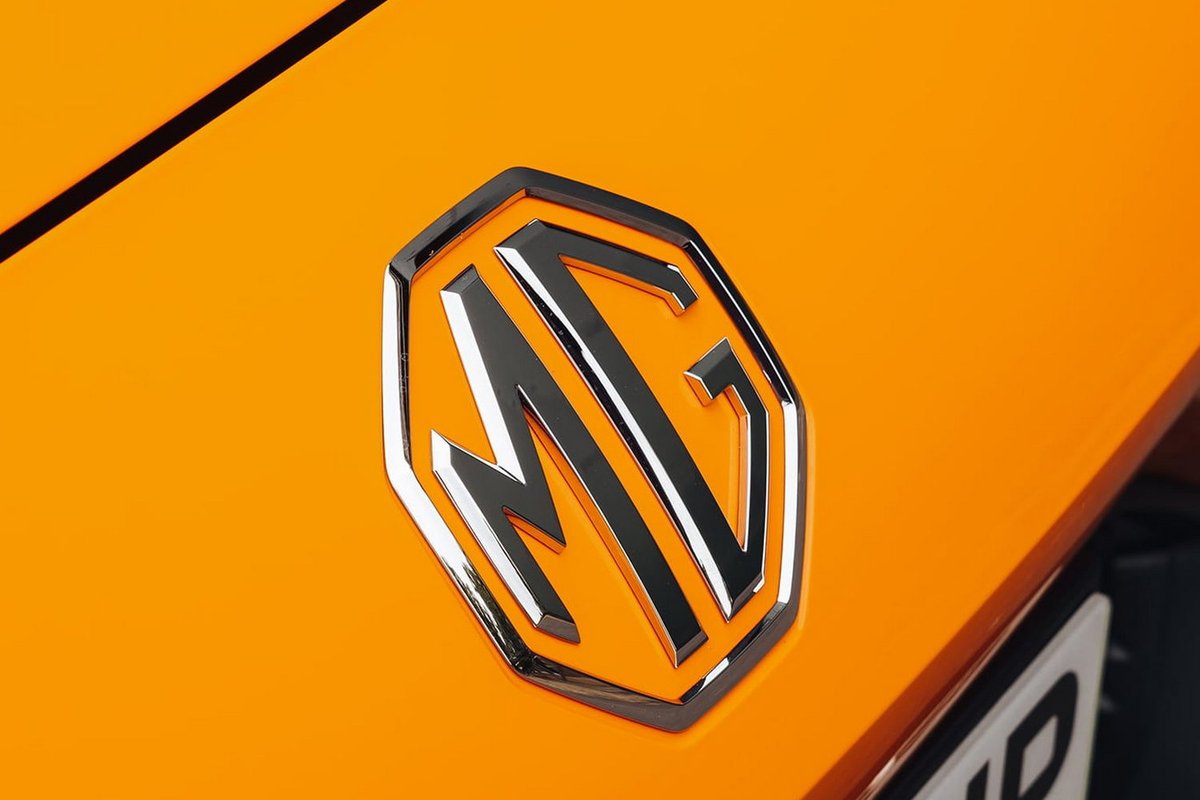 Shane_O_D's tweet image. Important new first drive review just gone live on @completecar, that of the excellent new MG 4 electric hatchback. Words by @JFossdyke:

completecar.ie/car-reviews/ar…