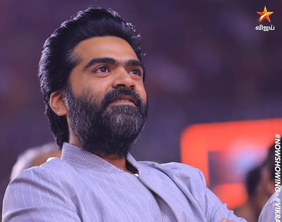 iam_Tharani's tweet photo. #VTKAudioLaunch will be telecasted in #VijayTV on Sept 11th💥👌🏻

No live streaming 🥲

#VendhuThanindhathuKaadu 
#VTKAudioLaunchOnSep2nd #SilambarasanTR #GVM #ARRahman https://t.co/Y1rcAhBdQ4
