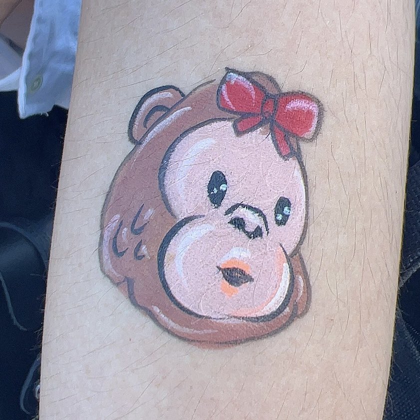홀더분들의 힘으로 만들어진 메타콩즈부스에서 그려주신 내 베비콩🤭 넘 겸둥템이라 많은분들이 어디서 받냐고 물어봤움🤭 #마이크로서울2022 #메타콩즈 #metakongzlfg
