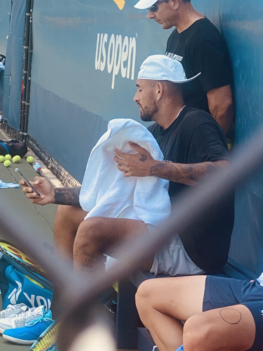 Chazz4you's tweet photo. Nick Kyrgios @NickKyrgios practice session #Krygios #nickkrygios #usopen #usopenfanweek @usopen @tennischannel #tennis #ilovetennis https://t.co/uBG6REfJ9R